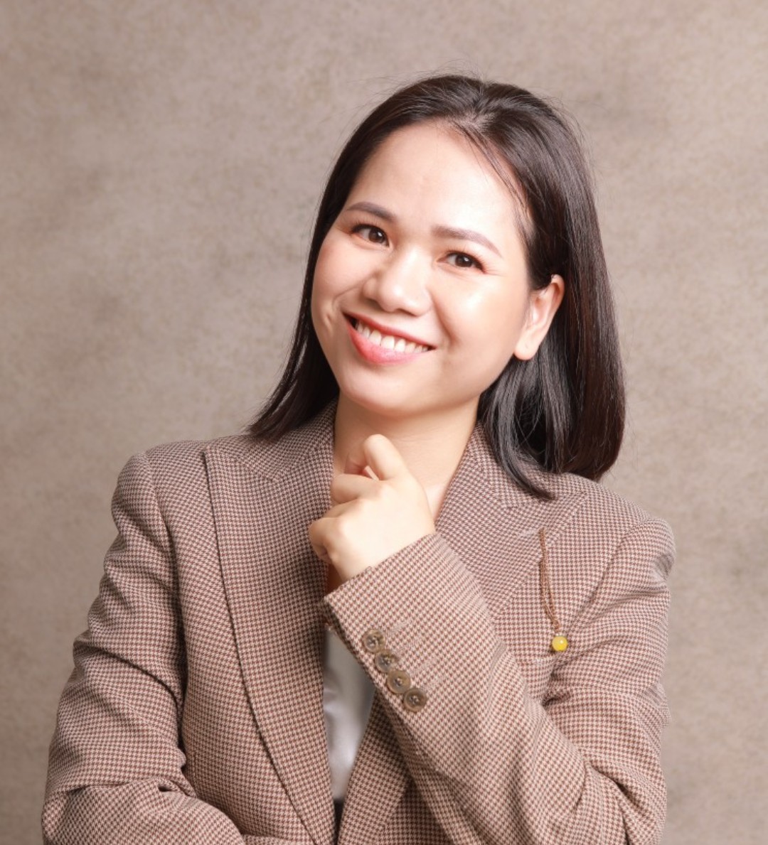 Đỗ Thị Hằng (Susan Do)