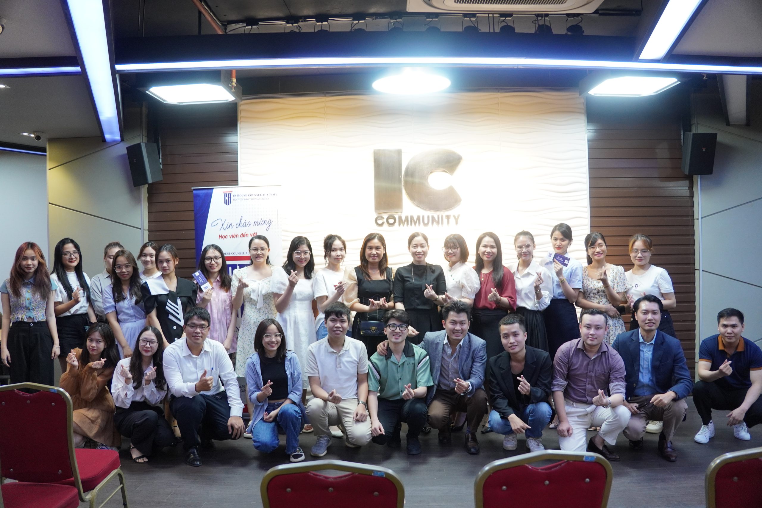 Khoá học chuyên viên pháp lý trực tiếp và online