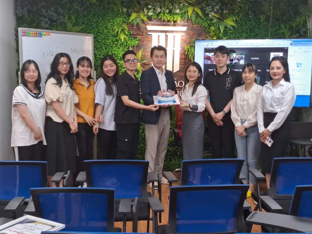 đánh giá khoá học pháp chế doanh nghiệp ica